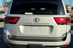 2023 Toyota Landcruiser VX