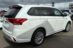 2021 Mitsubishi Outlander PHEV ES