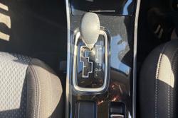 2021 Mitsubishi Outlander ES