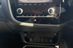 2021 Mitsubishi Outlander ES