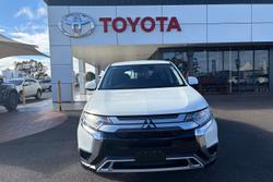 2021 Mitsubishi Outlander ES