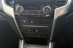 2022 Mitsubishi Triton GLX-R