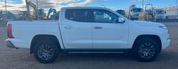 2025 Mitsubishi Triton GLS