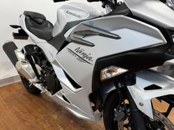 2024 Kawasaki NINJA 500 WHITE