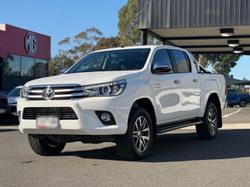 2017 Toyota Hilux SR5