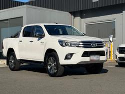 2017 Toyota Hilux SR5