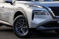 2024 Nissan X-TRAIL ST