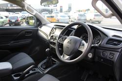 2021 Mitsubishi Triton GLX