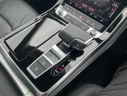 2023 Audi Q7 45 TDI Dynamic Black