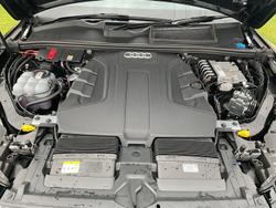 2023 Audi Q7 45 TDI Dynamic Black