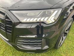 2023 Audi Q7 45 TDI Dynamic Black