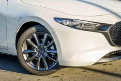 2025 Mazda 3 G20 Evolve