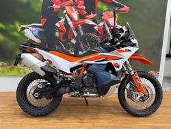 KTM 890 Adventure R