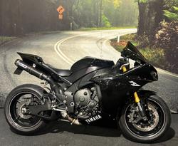 Yamaha YZF-R1