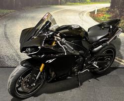 2013 Yamaha YZF-R1 Blue