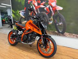 2026 Ktm 390 DUKE ORANGE