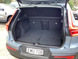 2022 Volvo XC40 Ultimate B5 Dark