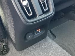 2022 Volvo XC40 Ultimate B5 Dark