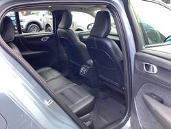 2022 Volvo XC40 Ultimate B5 Dark