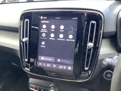 2022 Volvo XC40 Ultimate B5 Dark