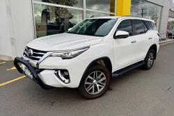 2018 Toyota Fortuner Crusade GUN156R 4X4 Dual Range Glacier White