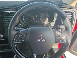 2020 Mitsubishi Outlander LS