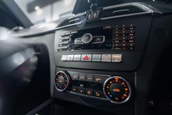 2012 Mercedes-Benz C-Class C63 AMG Performance Package