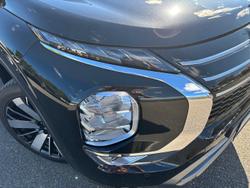 2025 Mitsubishi Outlander Exceed Tourer ZM MY25 AWD Black Diamond with Sterling Silver Roof