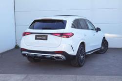 2025 Mercedes-Benz GLC-Class GLC300