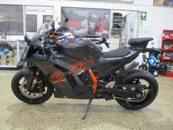 2026 Ktm 990 RC R BLACK