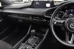 2025 Mazda 3 G20 Touring