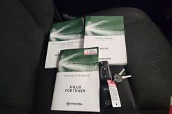 2020 Toyota Hilux SR GUN126R 4X4 Dual Range Glacier White