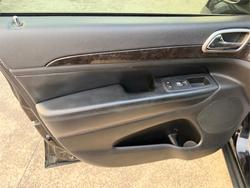 2012 JEEP GRAND CHEROKEE LAREDO (4x4)
