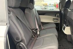 2023 Kia Carnival S