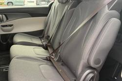 2023 Kia Carnival S