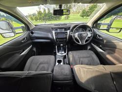 2016 Nissan Navara RX