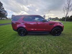 2017 Land Rover Discovery TD6 SE