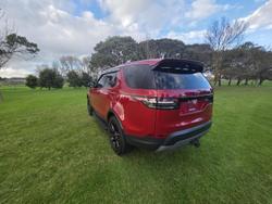 2017 Land Rover Discovery TD6 SE
