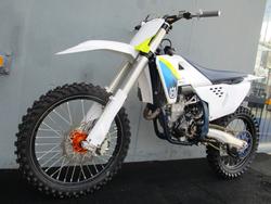2025 HUSQVARNA FC250 White