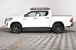 2021 Toyota Hilux SR