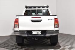2021 Toyota Hilux SR