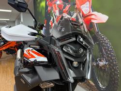 2026 Ktm 1390 SUPER ADVENTURE S Black