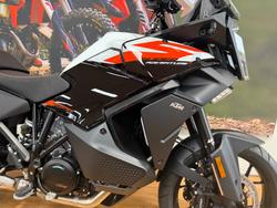 2026 Ktm 1390 SUPER ADVENTURE S Black