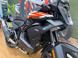 2026 Ktm 1390 SUPER ADVENTURE S Black