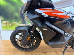 2026 Ktm 1390 SUPER ADVENTURE S Black