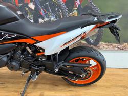 2024 Ktm 890 SM-T ORANGE