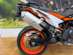 2024 Ktm 890 SM-T ORANGE