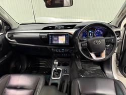 2019 Toyota Hilux SR5