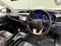 2019 Toyota Hilux SR5
