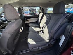 2023 Kia Carnival Si